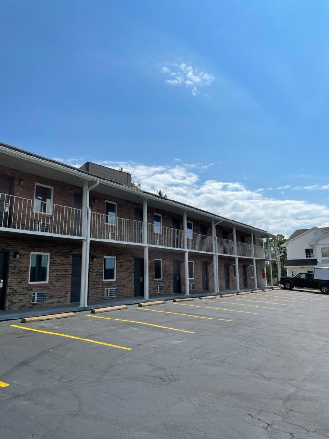 Schmidt'S Creek Hotel Осейдж Бийч Екстериор снимка