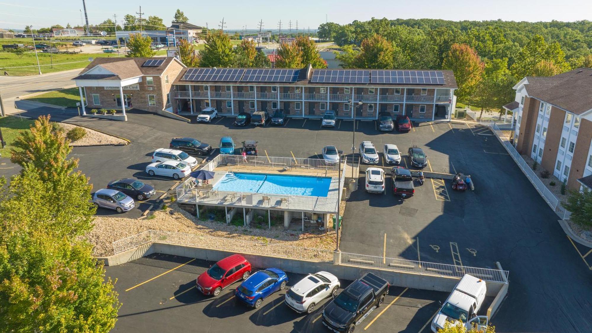 Schmidt'S Creek Hotel Осейдж Бийч Екстериор снимка